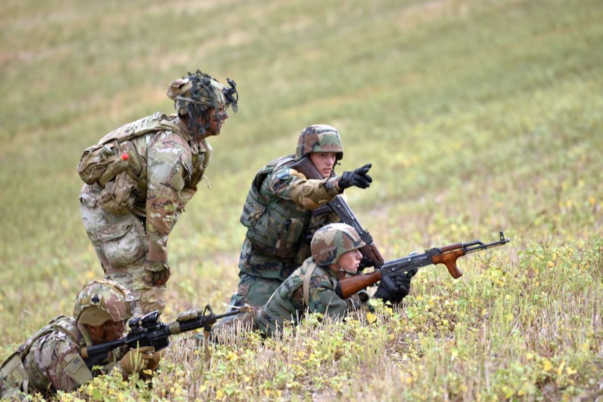 Vor fi implicate unități de tehnică și o aeronavă militară. Exercițiul la care vor participa peste 200 de militari