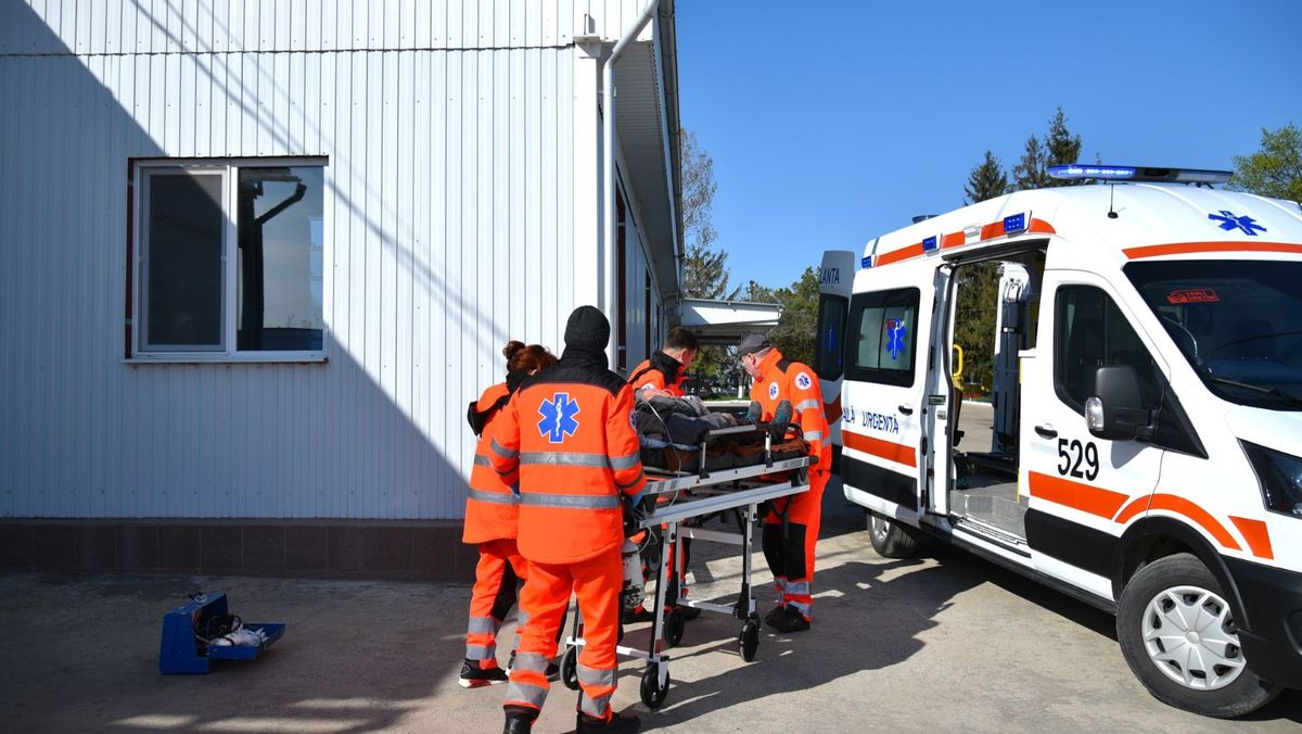 Peste 15 mii de moldoveni au solicitat ambulanța într-o săptămână. Care este topul urgențelor medicale