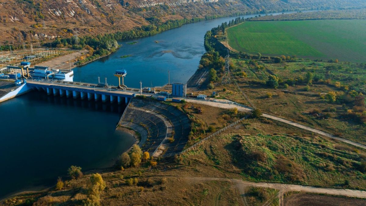 Avertizare hidrologică. Continuă creșterea nivelului apei în râul Nistru