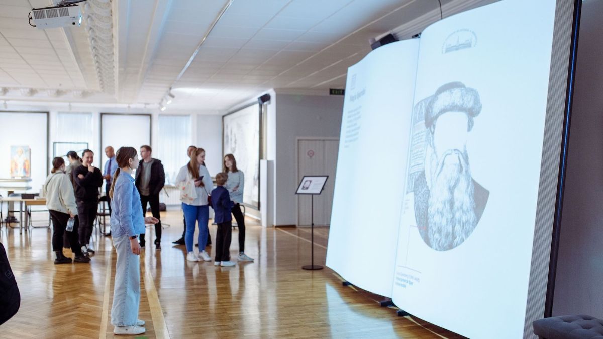 Muzeul de Istorie din Chișinău, în pas cu tehnologia: A fost instalată o „carte” care prezintă evoluția scrisului