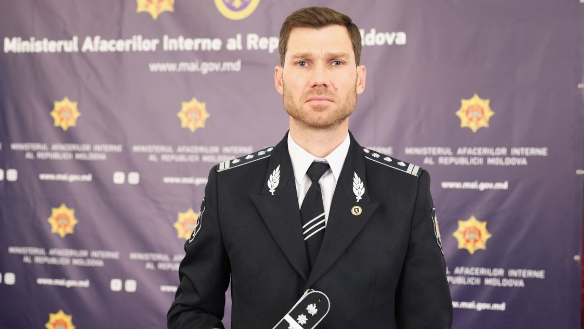 Polițistul care a refuzat și denunțat mita de 20 de mii de dolari - avansat în grad înainte de termen