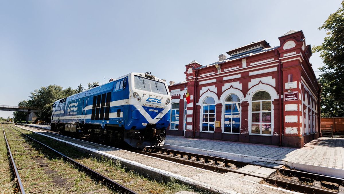 O parte dintre angajații Căilor Ferate din Ocnița și-au încetat munca, nemulțumiți de restanțele salariale