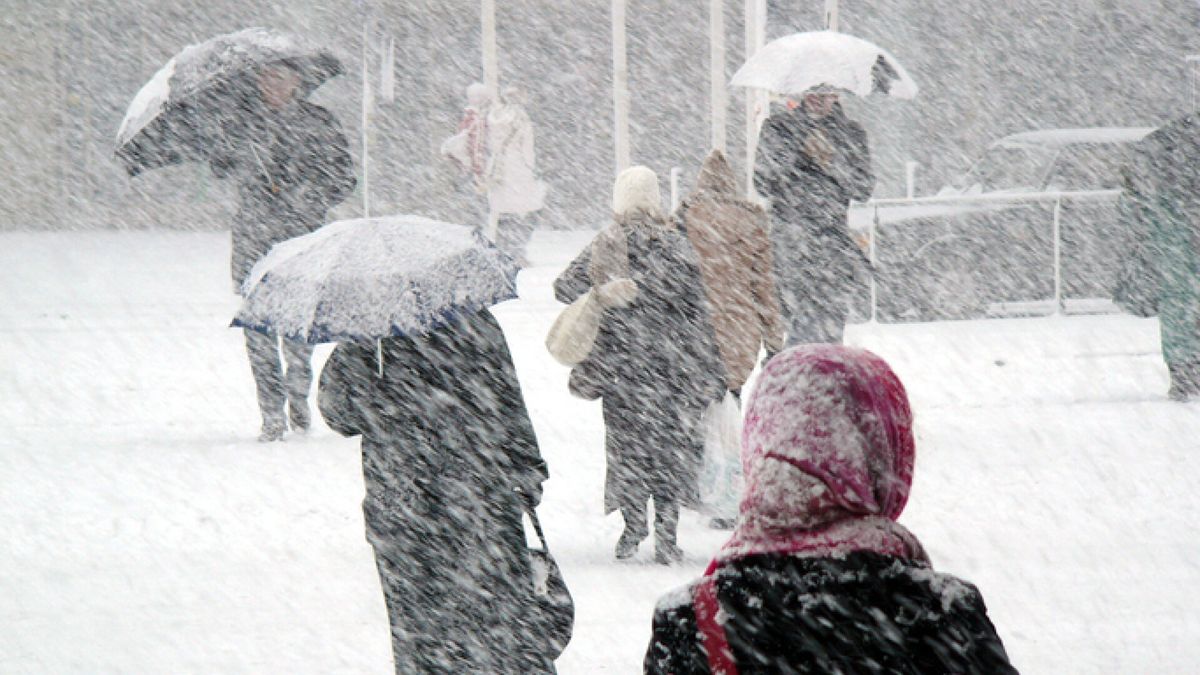 Cod Galben de ninsori viscolite în cea mai parte a României în următoarele zile. Zonele care vor fi afectate