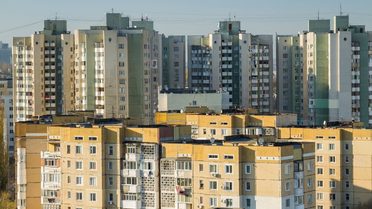 Termoelectrica îndeamnă administratorii de bloc să regleze consumul de energie termică