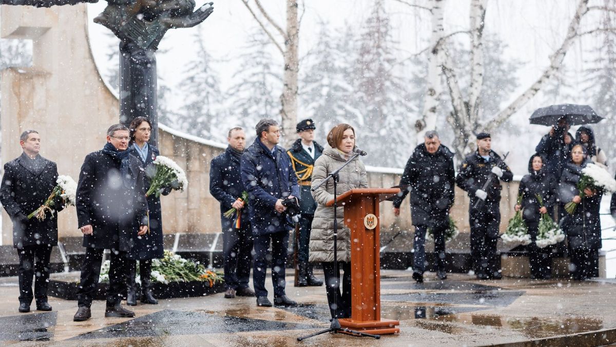 „Știu că mulți la început nu aveați nici arme”. Discursul Maiei Sandu de Ziua Memoriei și Recunoștinței