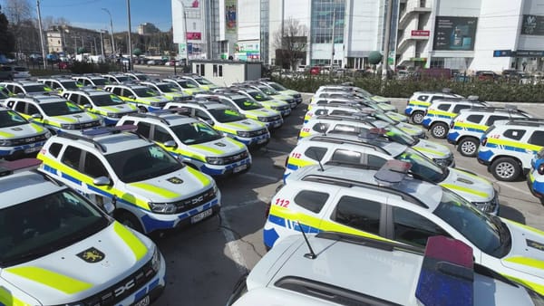 Poliția Națională a primit în dotare 90 de automobile noi. Donație din partea Germaniei și României
