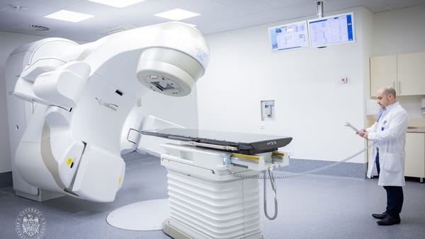 Institutul Oncologic a fost dotat cu cel mai avansat echipament de radioterapie din R. Moldova