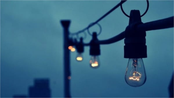 Fără lumină. Mai multe străzi din sectorul Ciocana vor fi deconectate mâine de la energia electrică