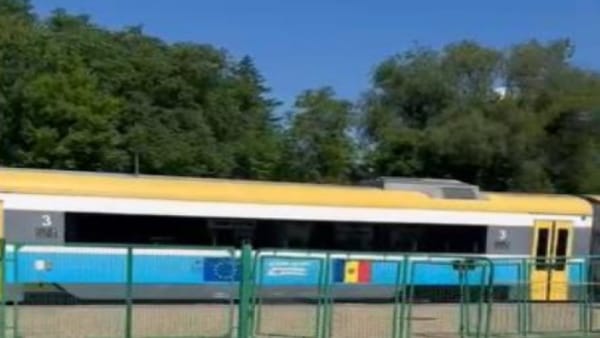 Trei angajați ai Căii Ferate și un agent economic, cercetați pentru contrabandă cu țigări