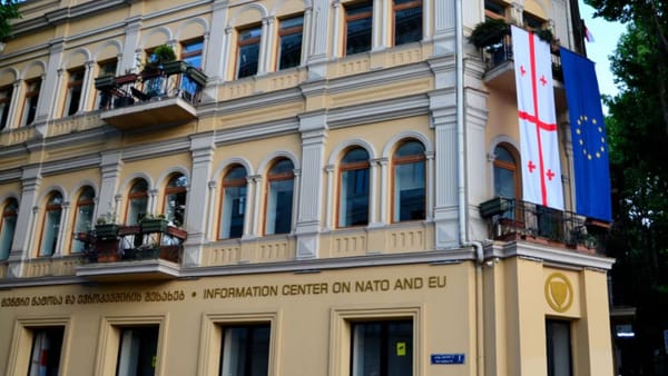 Centrul de Informare privind NATO și UE din Georgia se închide